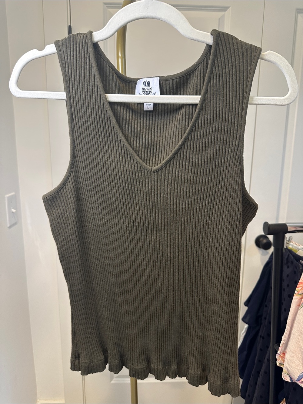 Ribbed V-Neck Tank Top in Olive